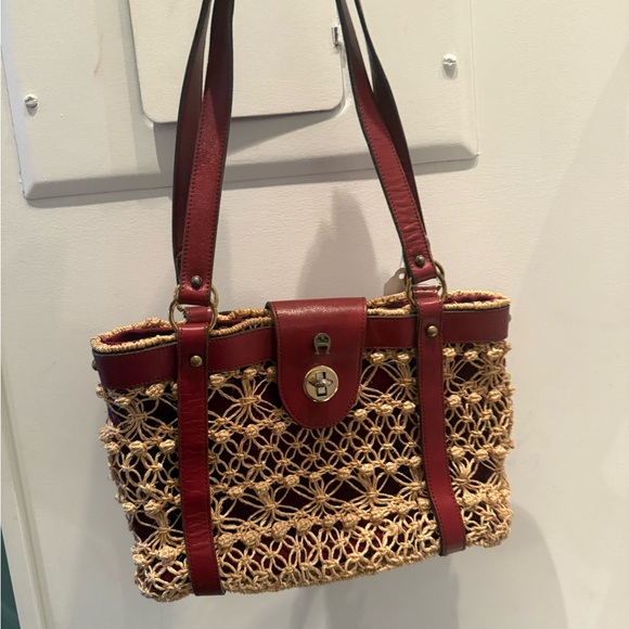 Handmade Handbags - Vintage handmade Red and Tan Woven Handbag